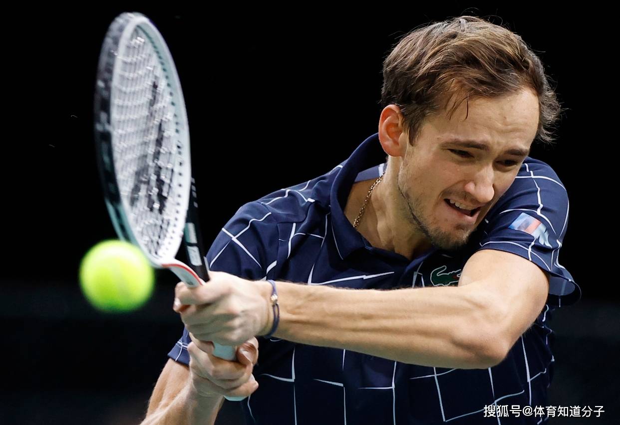 蒙特卡洛大师赛逆转拉沃尔杯，梅德韦杰夫统治全场