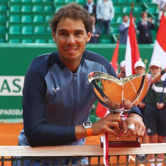 蒙特卡洛大师赛绝杀拉沃尔杯，纳达尔惊艳四座