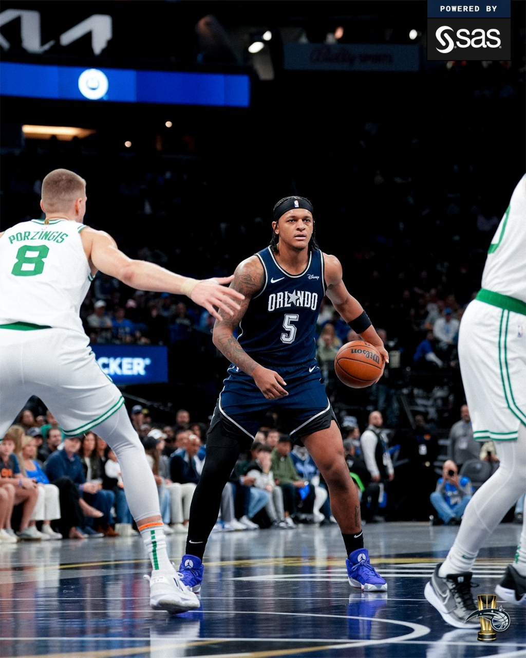 太阳逆转魔术,霍勒迪关键制胜 太阳逆转魔术,霍勒迪关键制胜