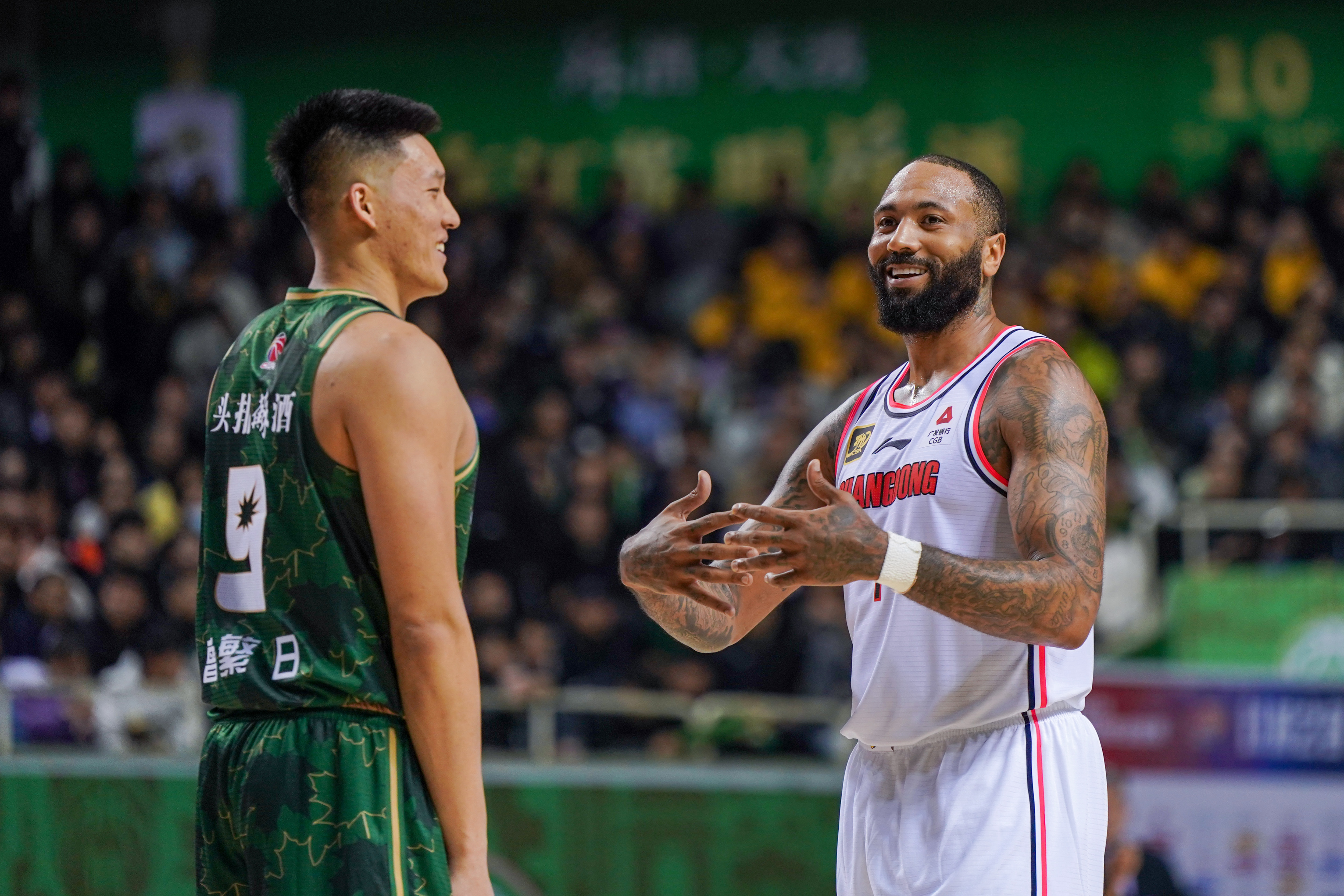 广东队翻盘江苏队，伦纳德高光表现