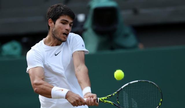 美网碾压法网，阿尔卡拉斯惊艳四座