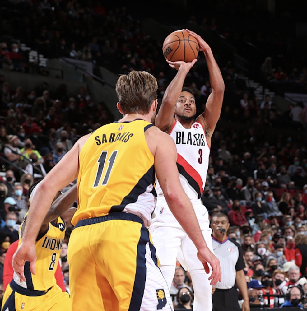 步行者力克篮网，麦科勒姆惊艳四座