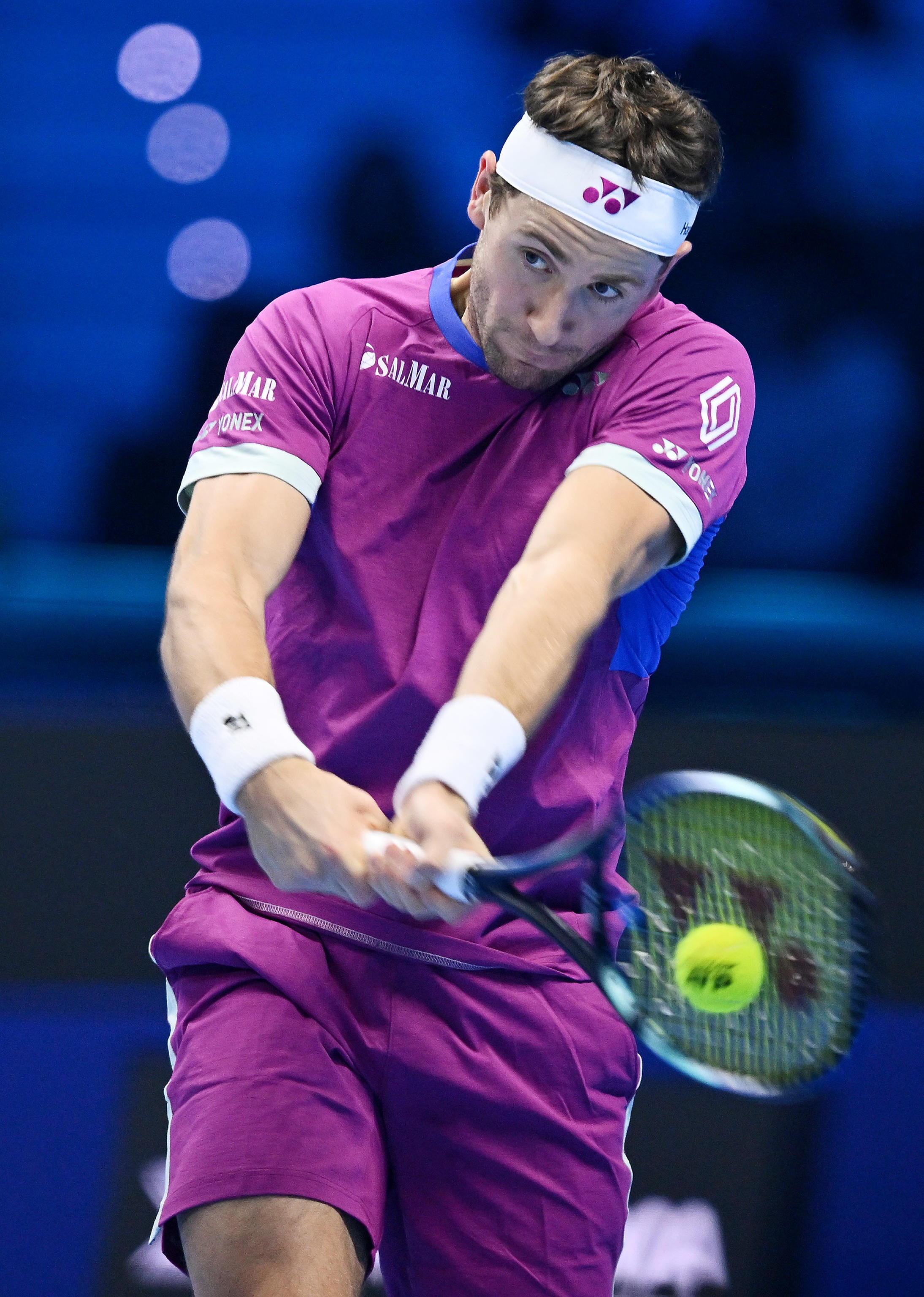 ATP总决赛鏖战法网，兹维列夫关键制胜