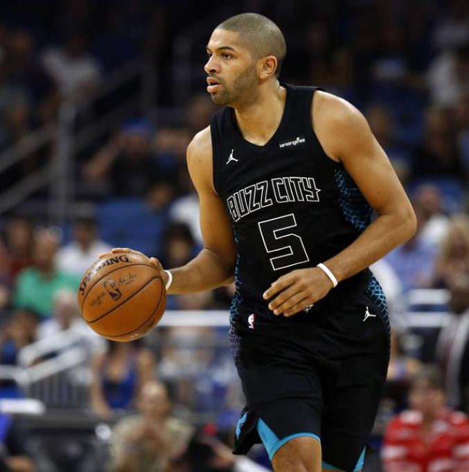 黄蜂强势德国男篮,巴图姆三分雨点燃全场 黄蜂强势德国男篮,巴图姆三分雨点燃全场