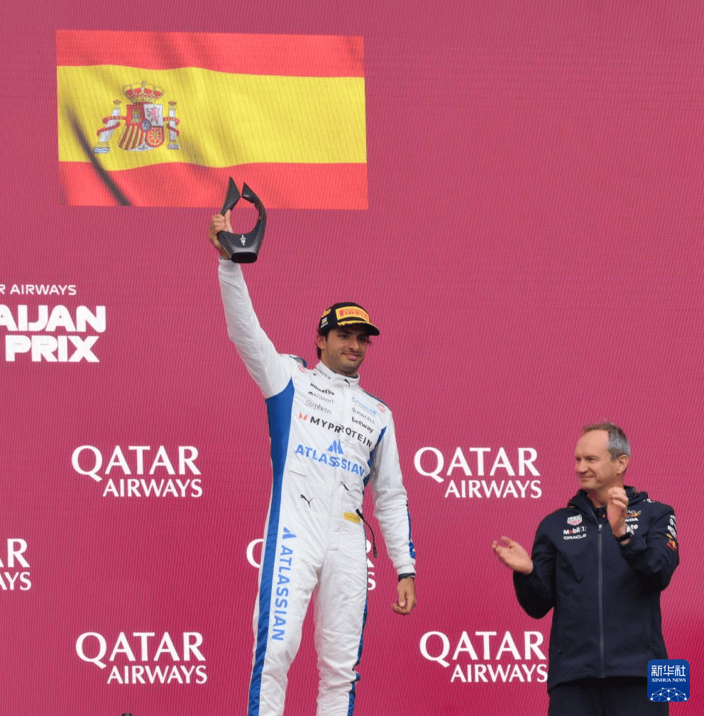 雷诺车队碾压红牛二队，塞恩斯带队取胜