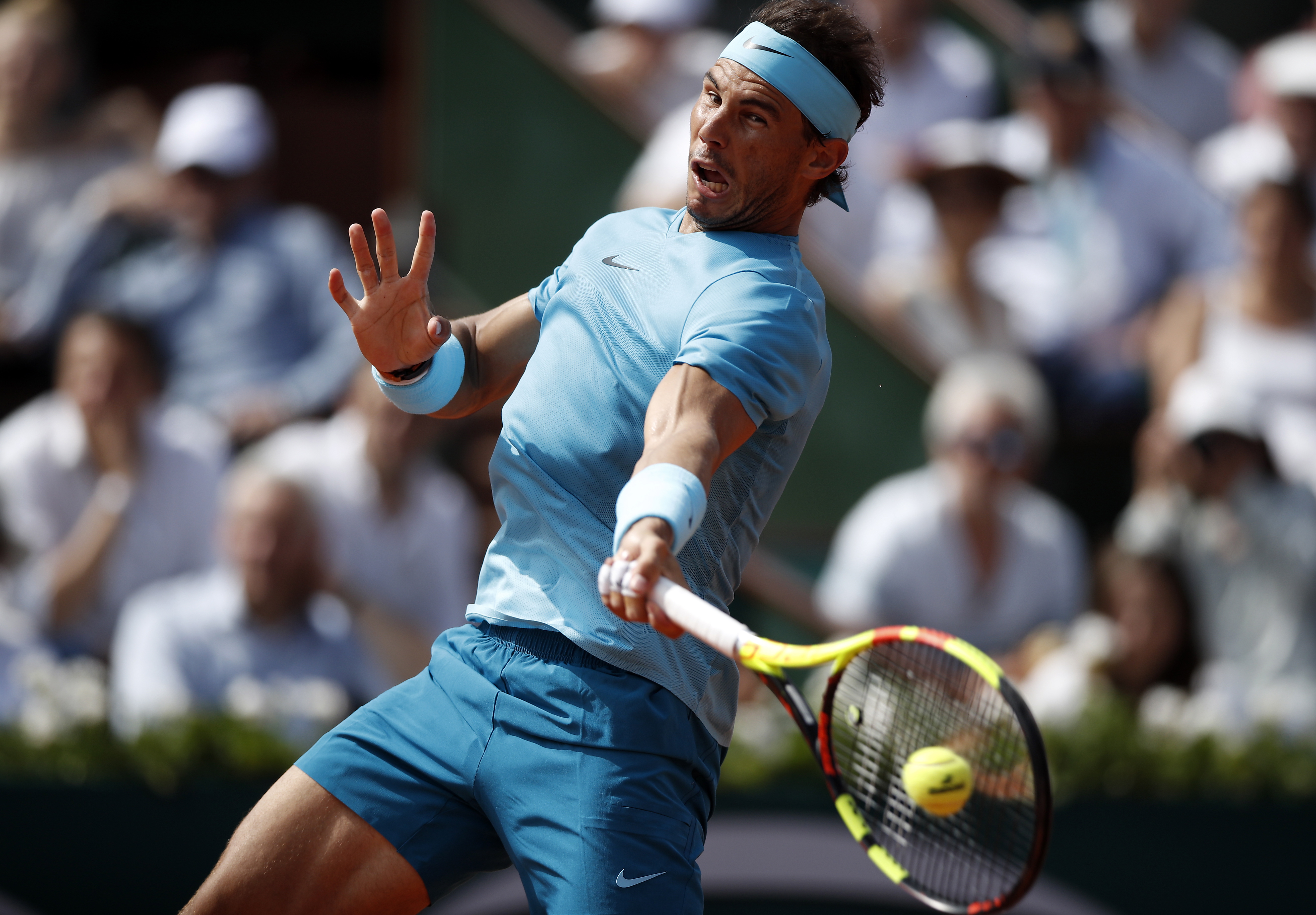 欧洲网球队绝地反击英国网球队,纳达尔关键制胜 欧洲网球队绝地反击英国网球队,纳达尔关键制胜