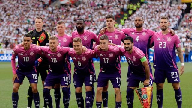 斯洛伐克队在欧预赛中击败保加利亚