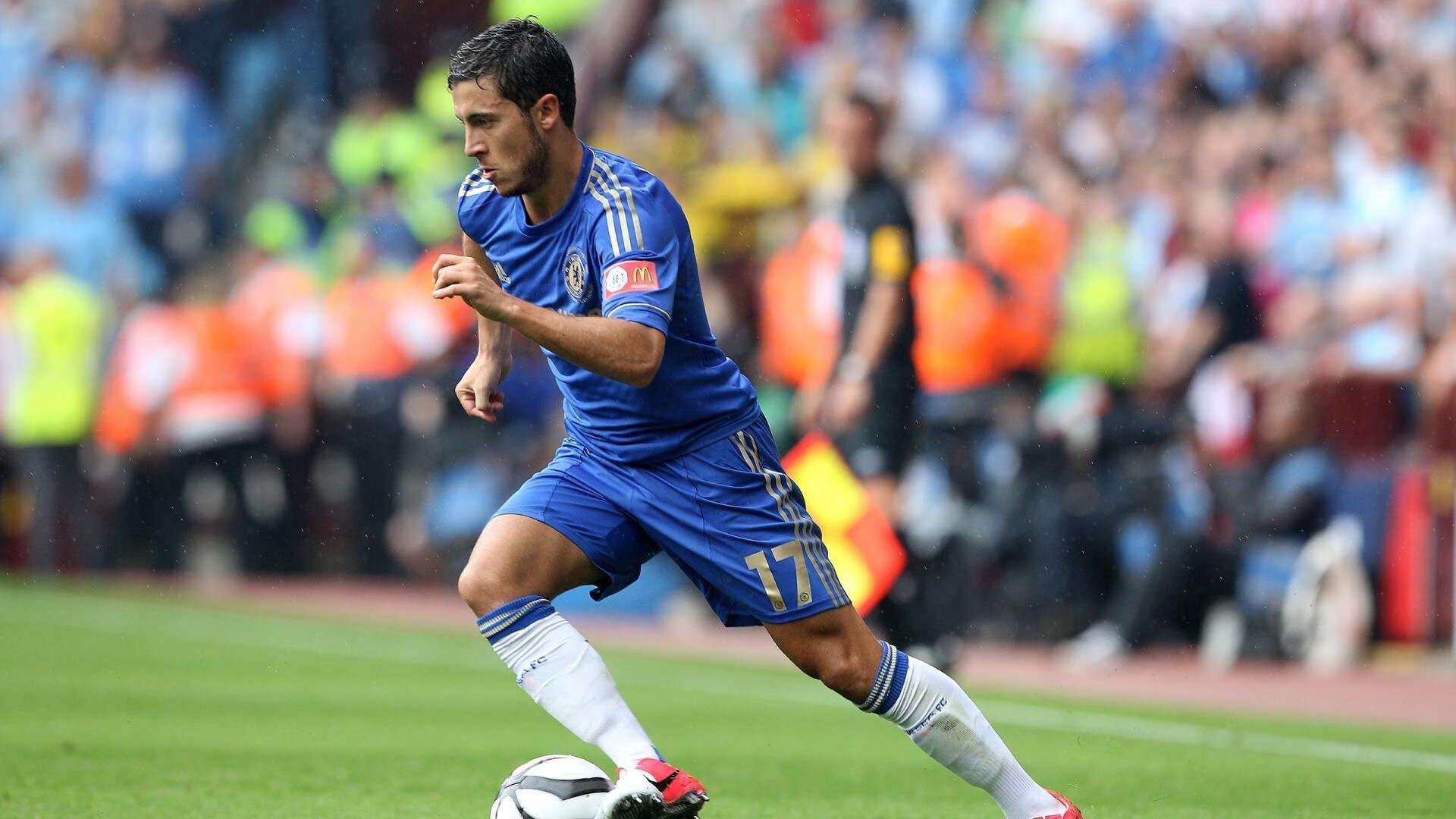 天山脚下遇金州,杜兰特如何以独特节奏主宰新疆队与勇士的跨时空对决